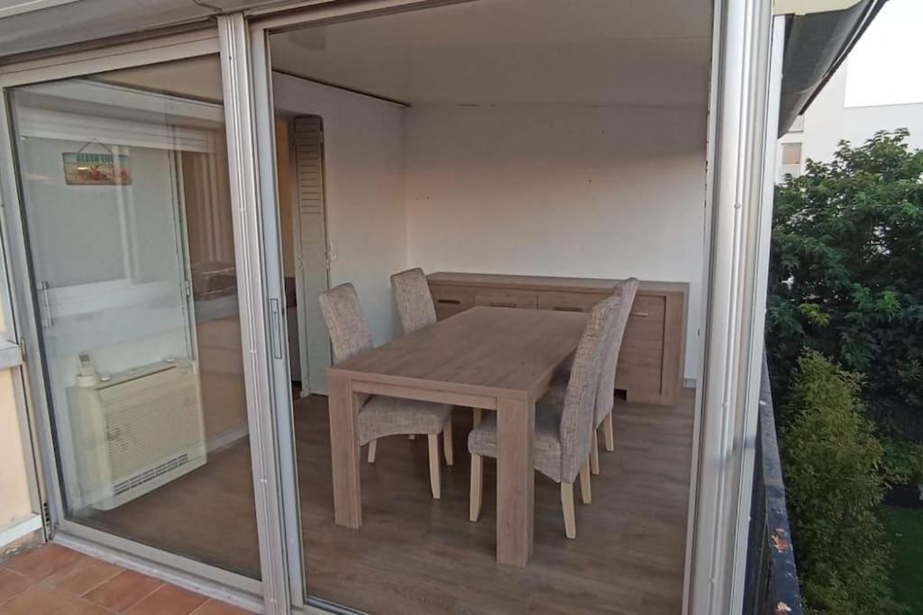 Appartement En Bord De Plage - A 50 M De La Mer Canet-en-Roussillon Εξωτερικό φωτογραφία